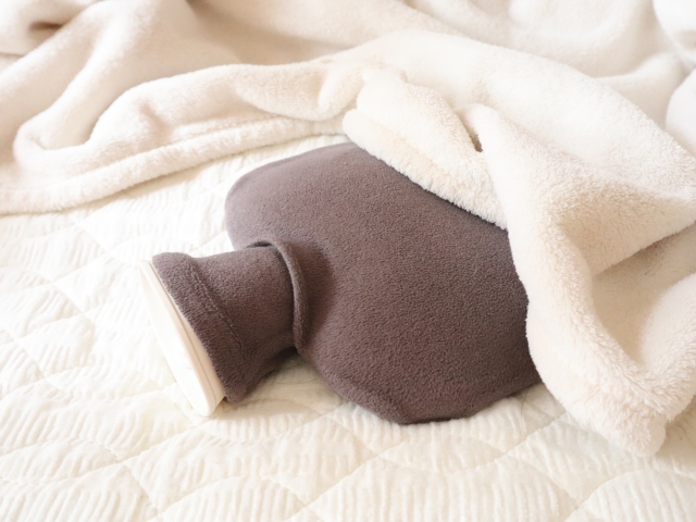 【心地よい柔らかさ!ゴム製の湯たんぽ】