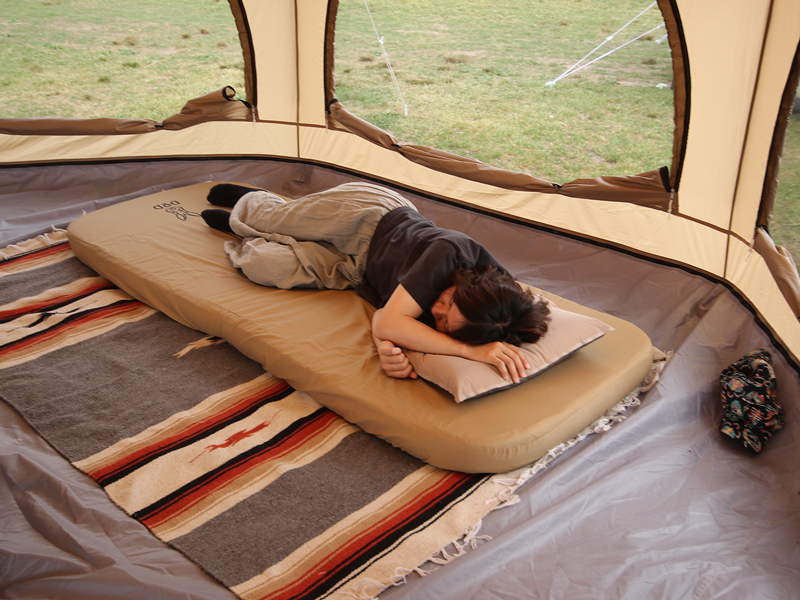 DODソトネノキワミが手放せない！キャンプで最高の寝心地を体感しよう 